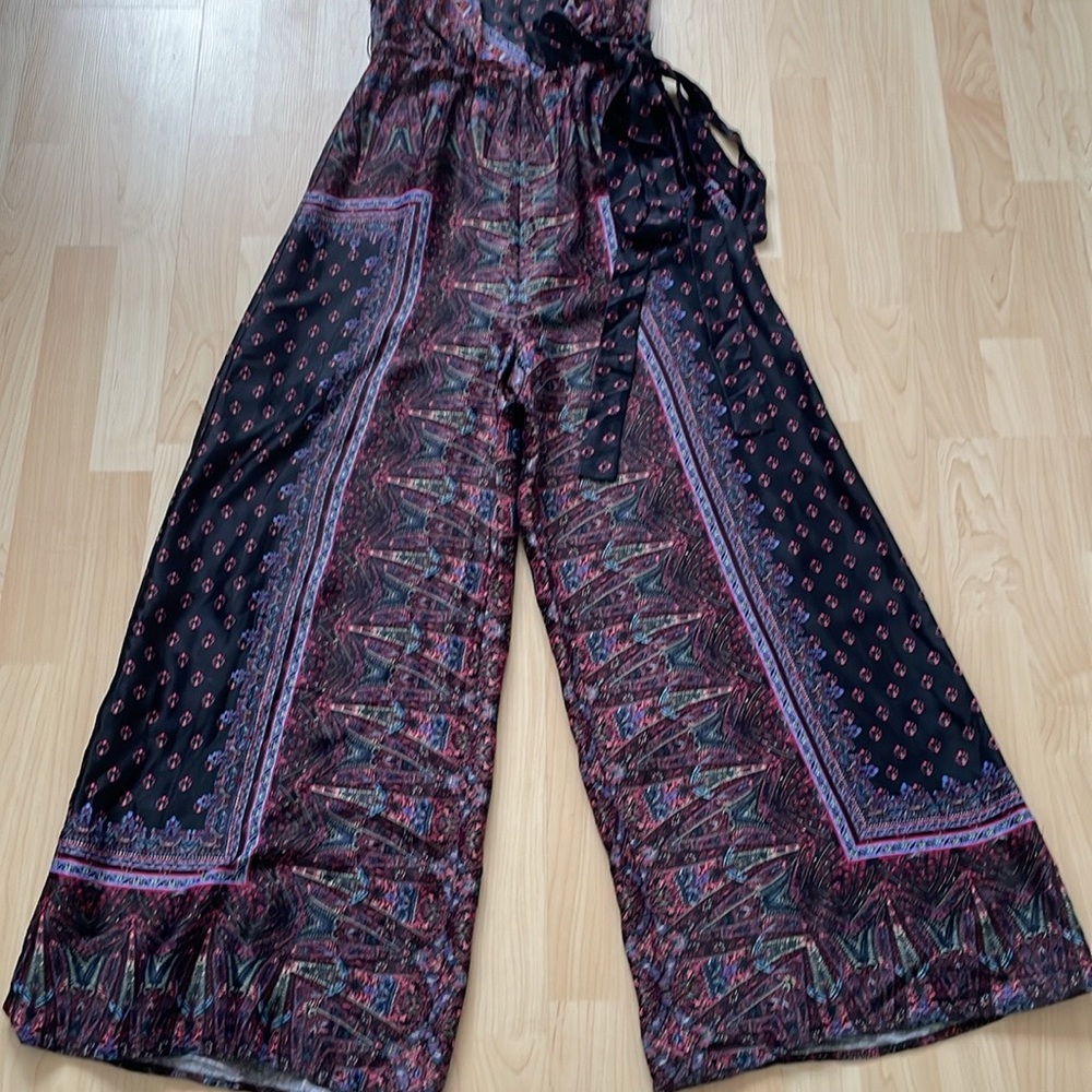 Free People Cabbage Rose wide leg jumpsuit, size US 6 - Picture 9 of 13